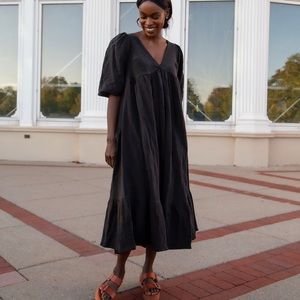 Hackwith design house midi ruffle dress size medium in black